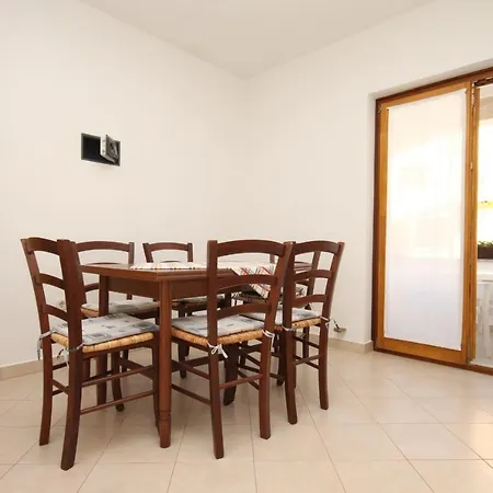 With Parking Space - 7042 Apartman