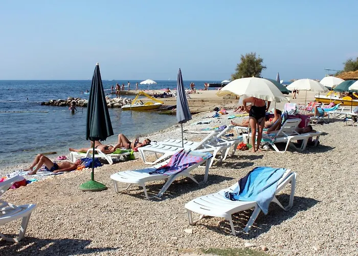 With Parking Space - 7042 Porec