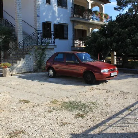 With Parking Space - 7042 Poreč