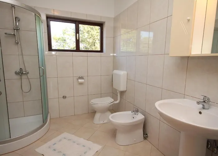 アパート With Parking Space - 7042